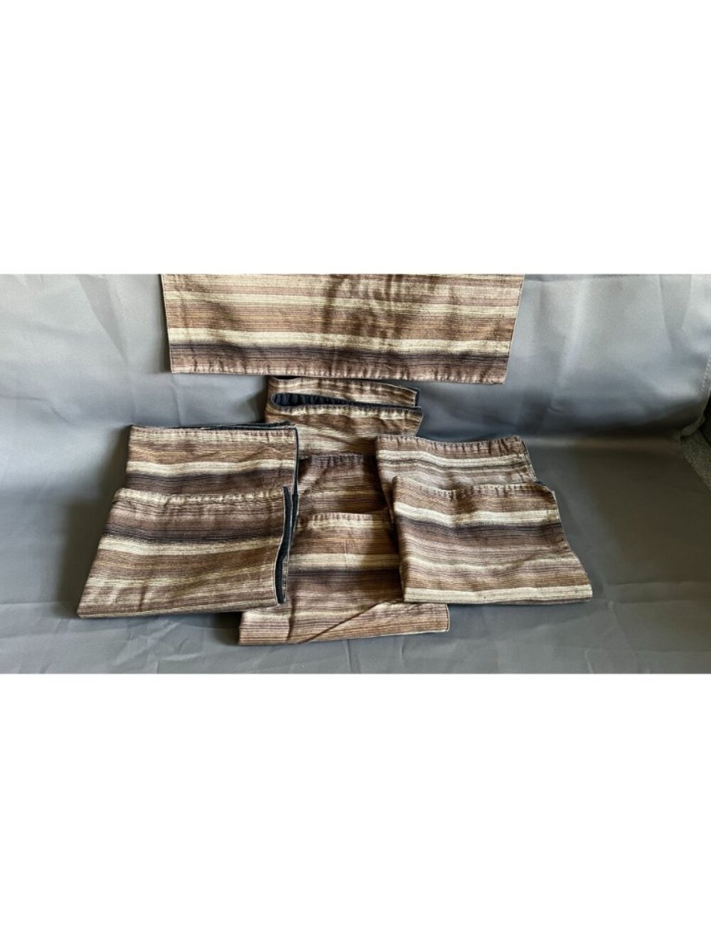 Set Of 8 Brown Striped Fabric Placemats For Dining Table Décor - Picture 3 of 3